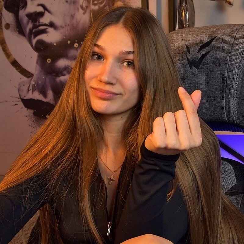 Sweet_Emilya