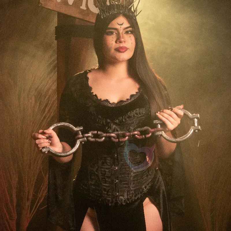 IsabellaBlow