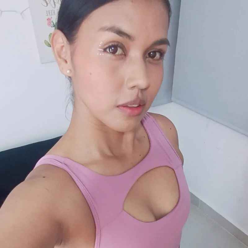 Naomy_foxx1