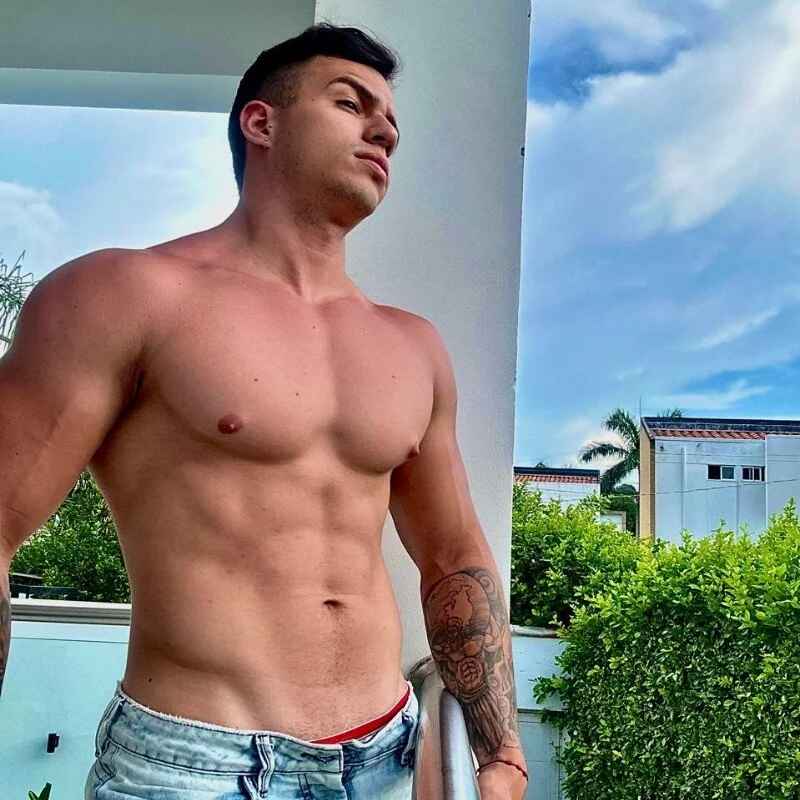Jamess_White