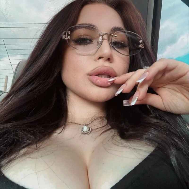 Dani__ela