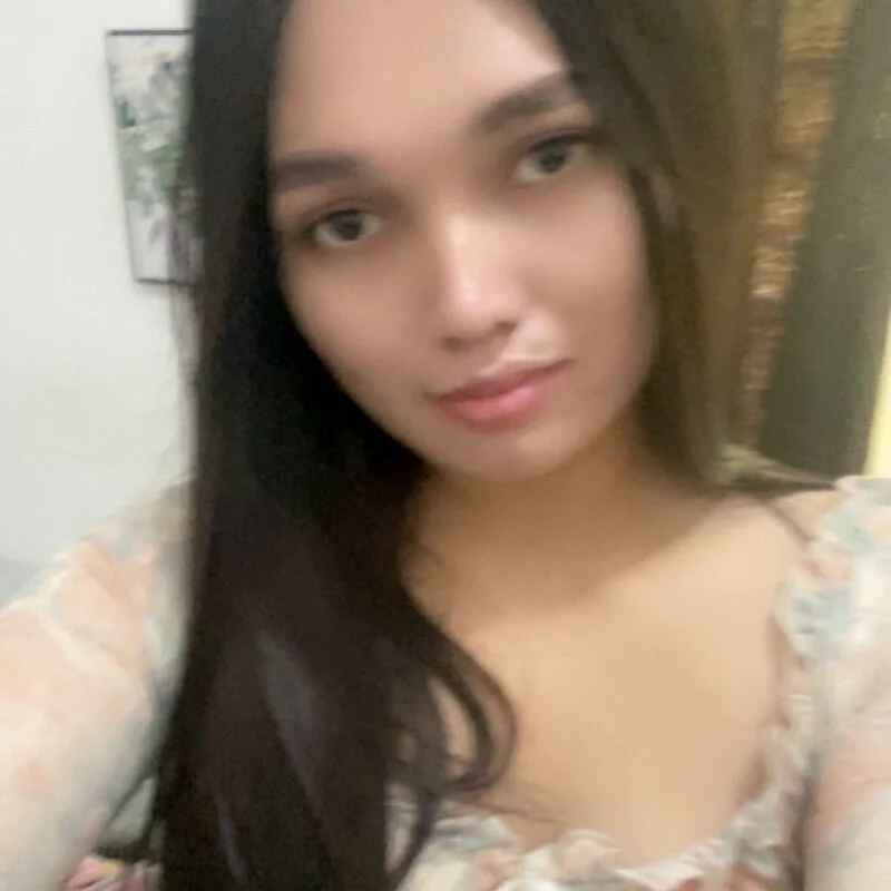 Nikki_Karishma