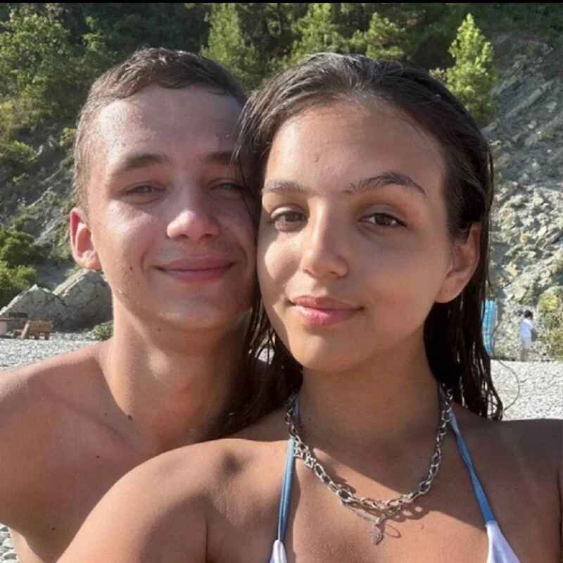 MoonBabyCouple