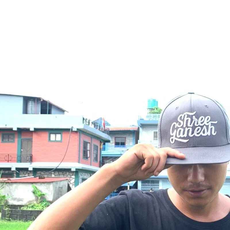 Hullax