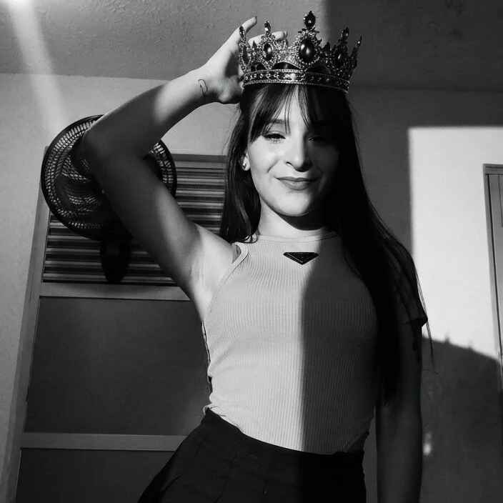 zamhira_