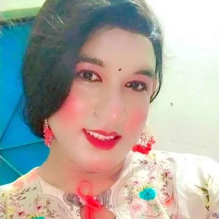 humari_ladyboy