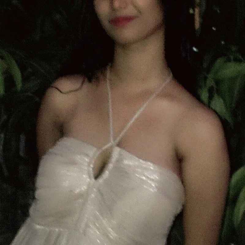 Hot_Kritiii