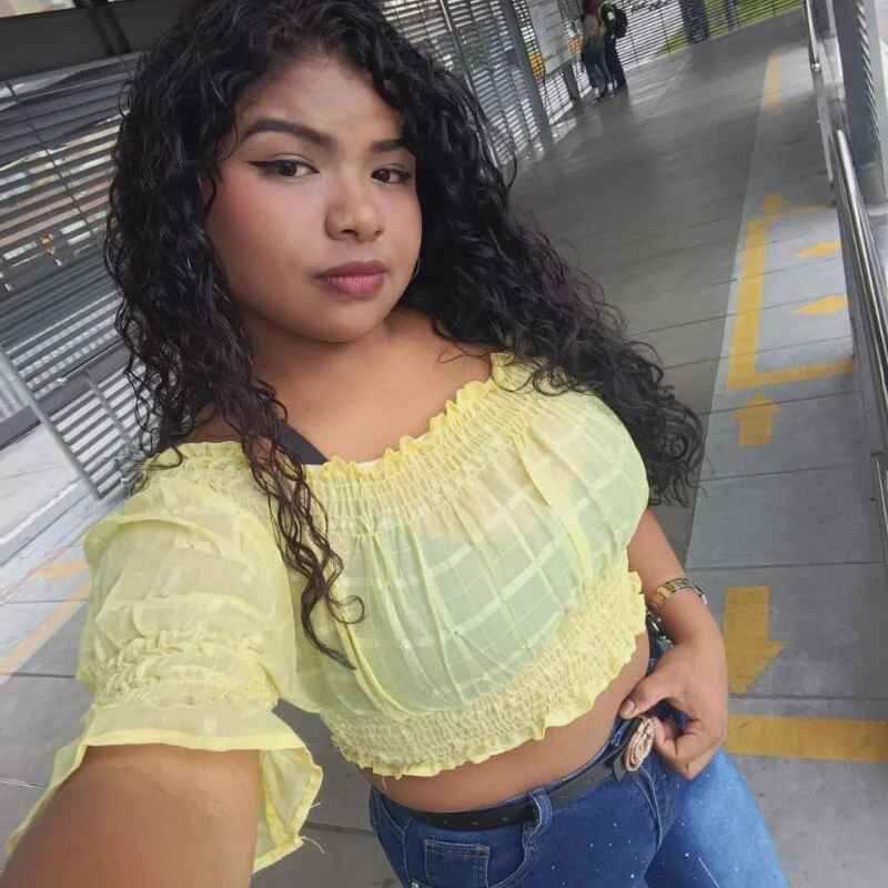 Nahomi_Nior