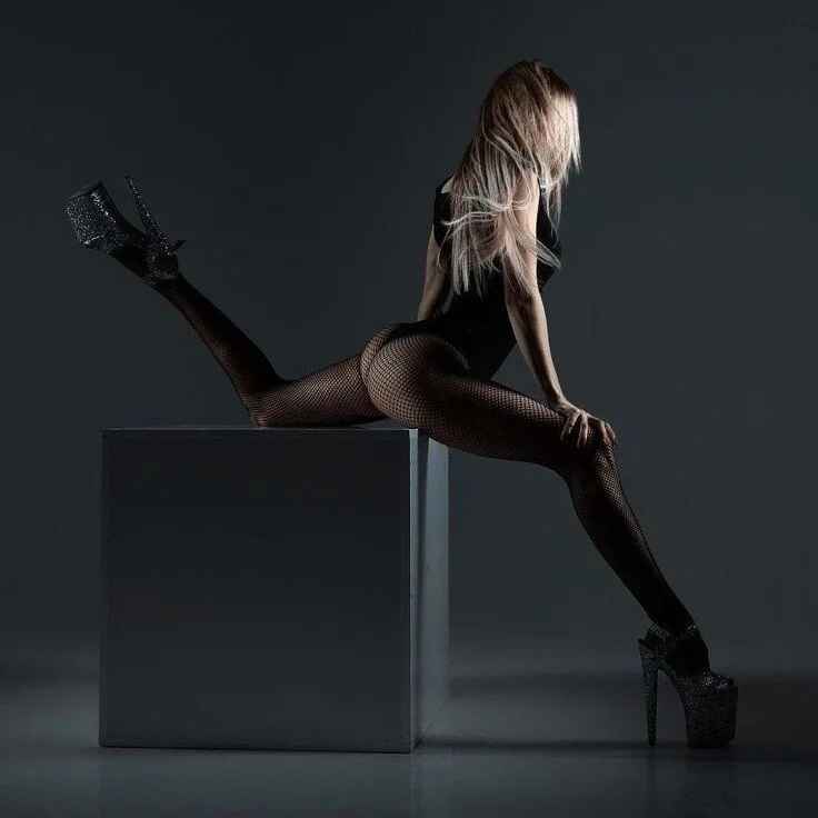 -Foxelle-