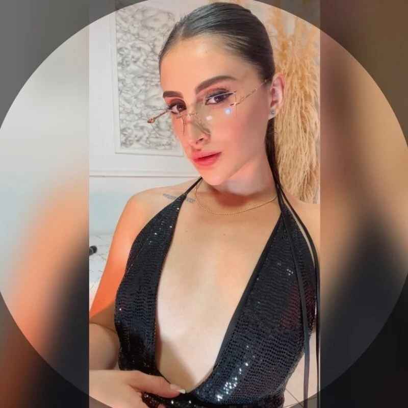 Danella_houston