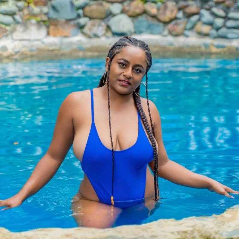 BellaKarla