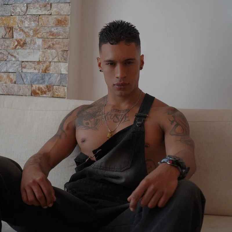 DARK_BLACK_0