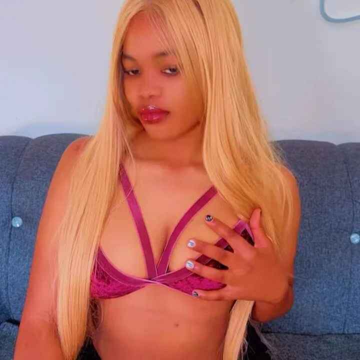 melaniablue_