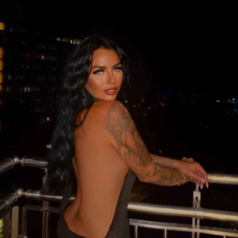 BELLABLACKXUK