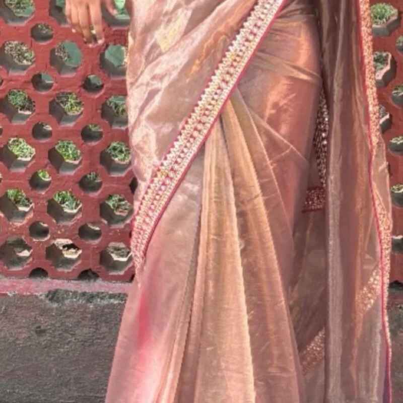 Anushka737