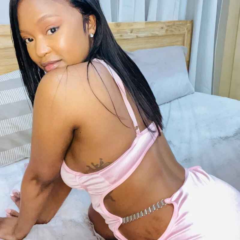 Seductive_Onicahh