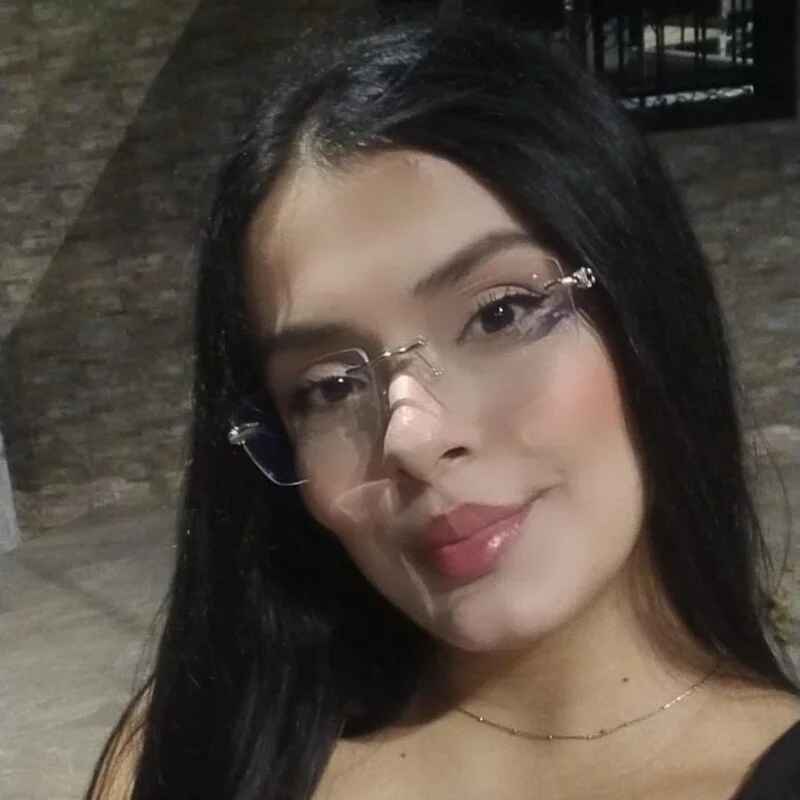 Melanie_sm