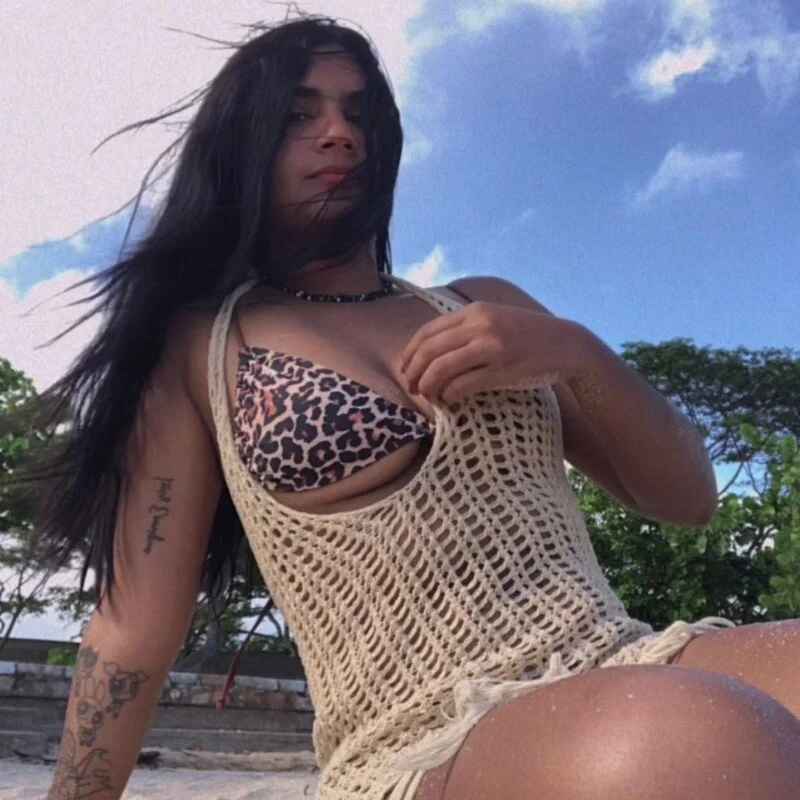 Zoe_Renata