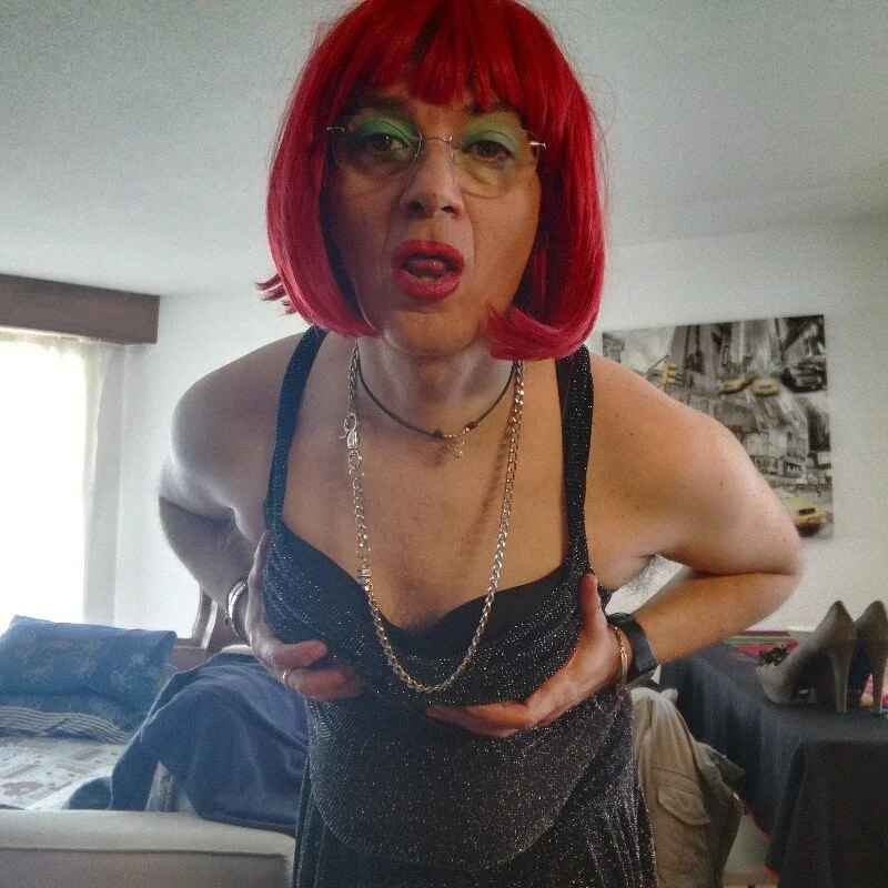 tittytrav