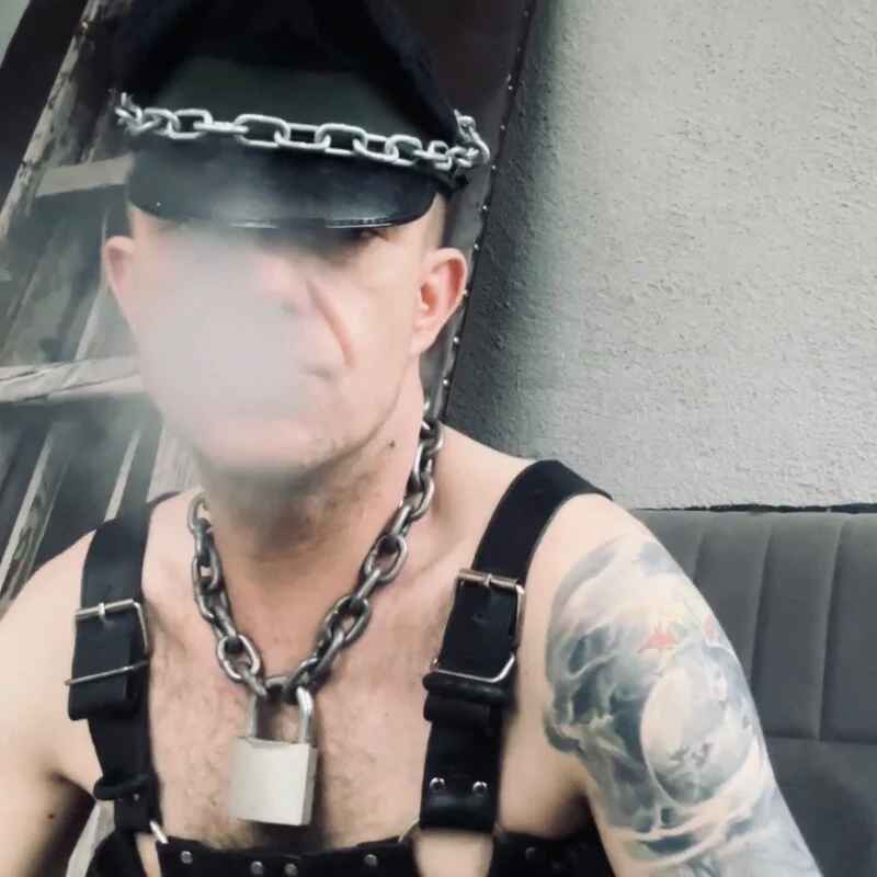 gabondKinky