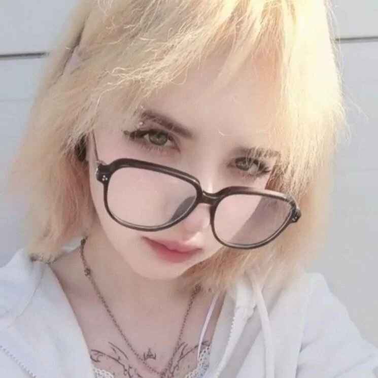 Neko_Blonde