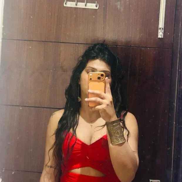 Noori_shemale