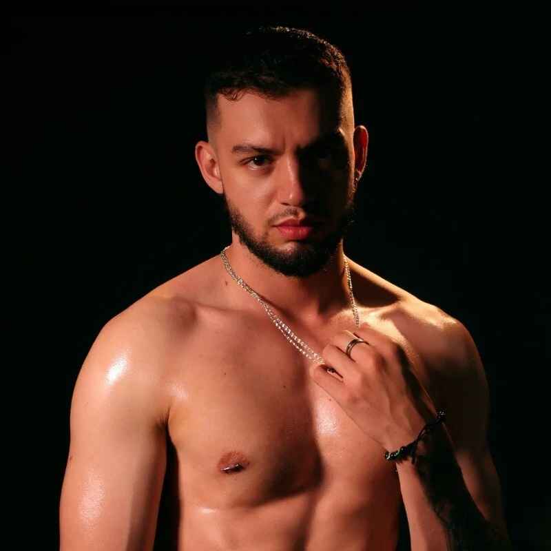 Michael_magno