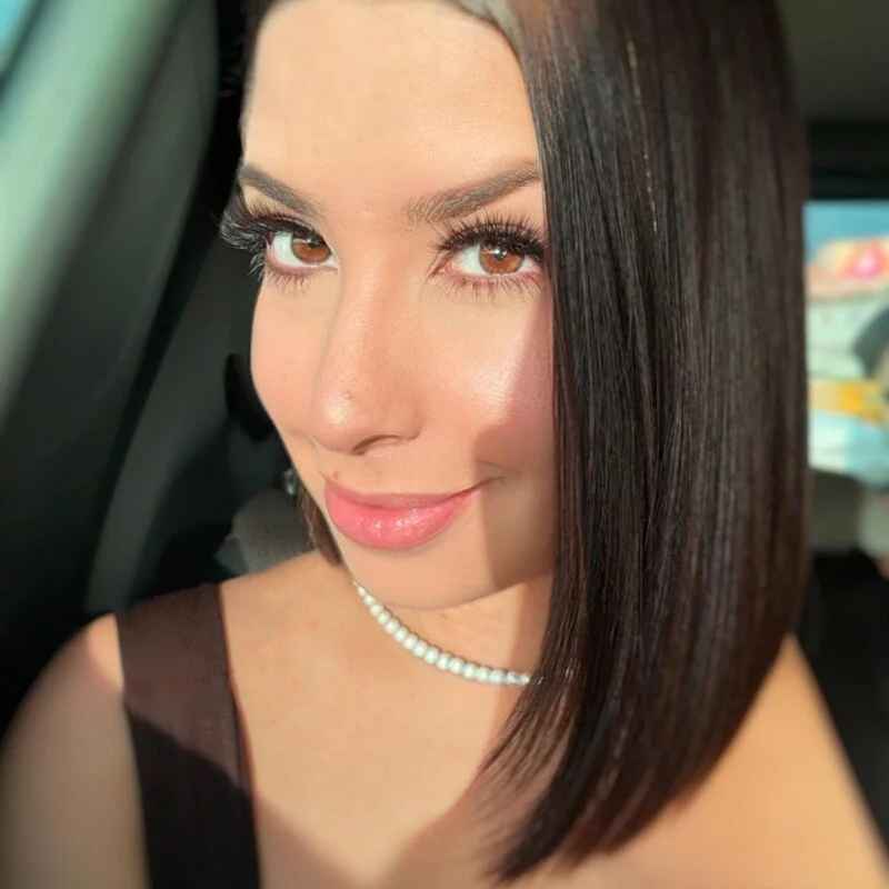 luvely_unique_
