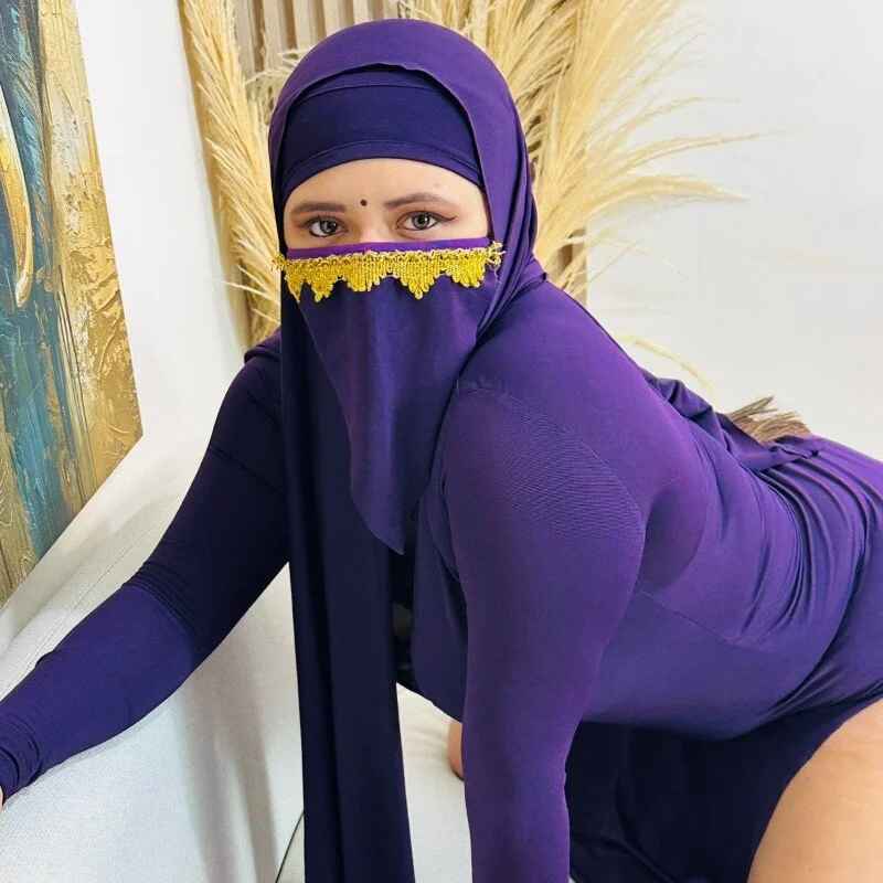 yasmin_dina