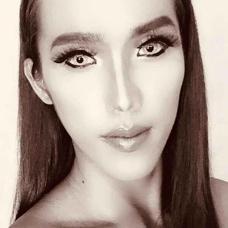 UR_TRANSNEXTDOOR69