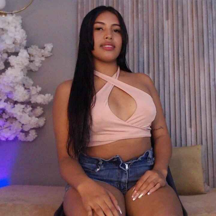 Naughty_Luna1
