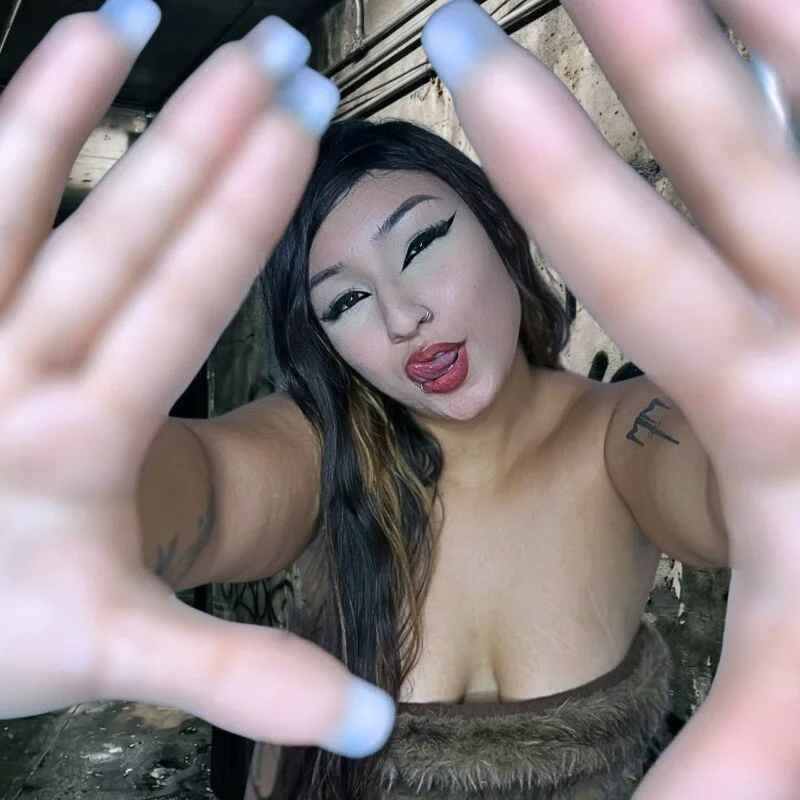 Marilyndackaria_