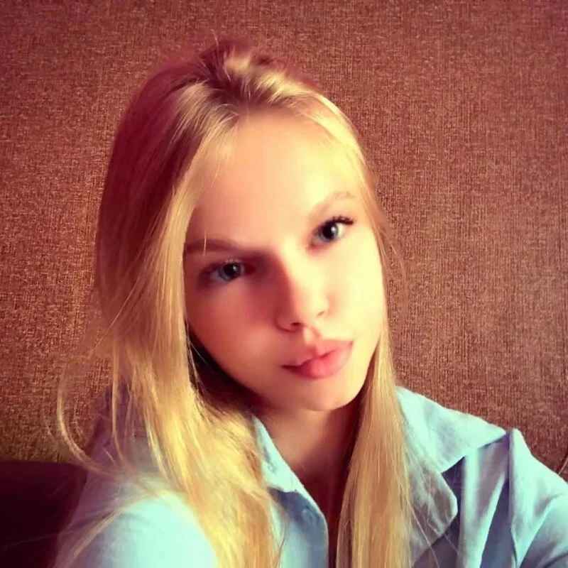 Daisy_blonde