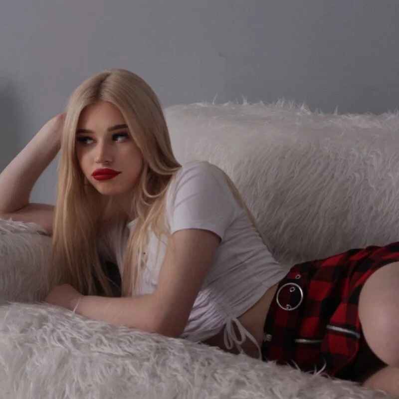 Barbie_Blondie