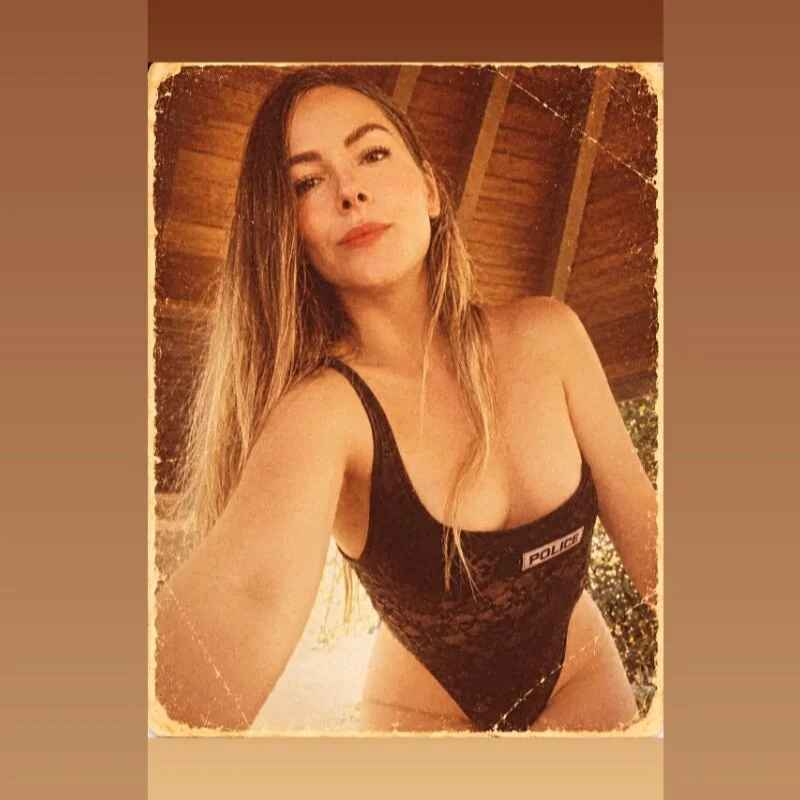 Blondie_angie