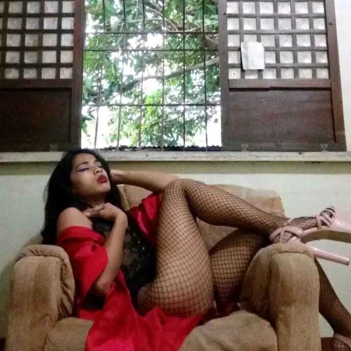 Carmela_riches