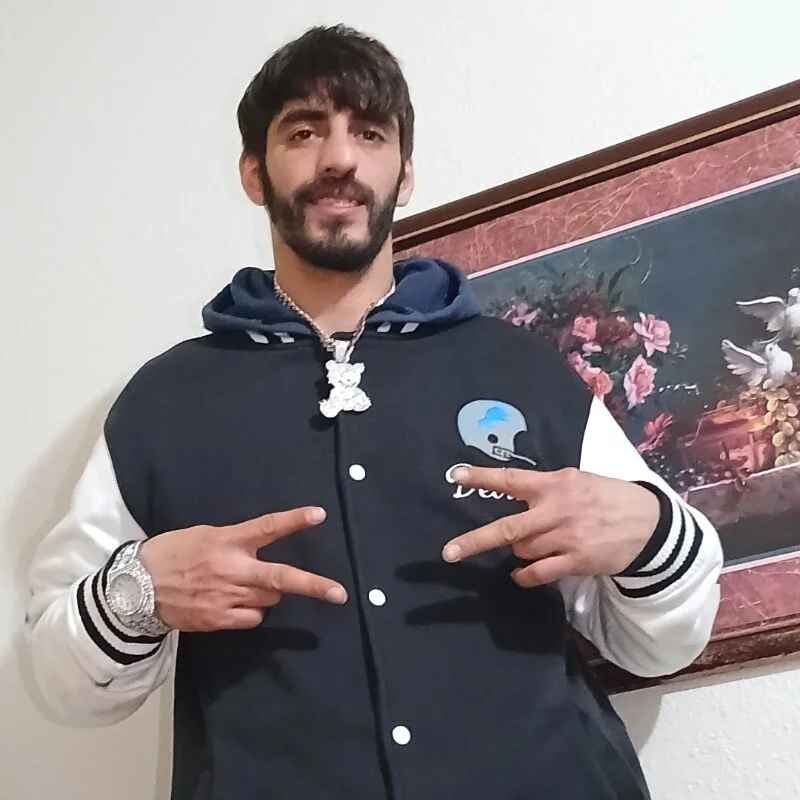 lowhangingdick22