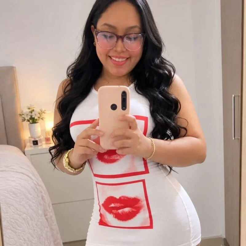 Perla_Steele