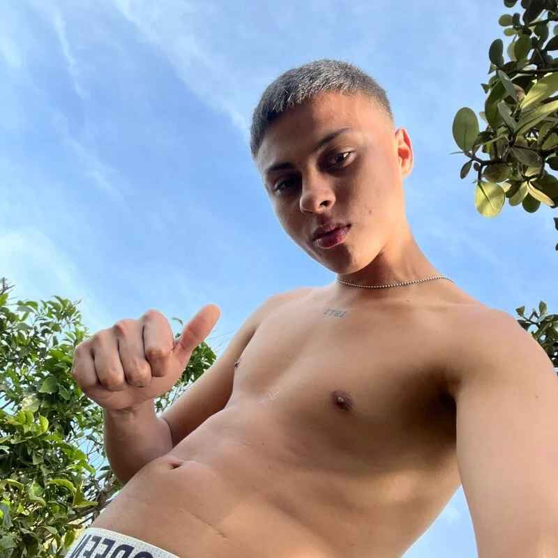 curved_cock777