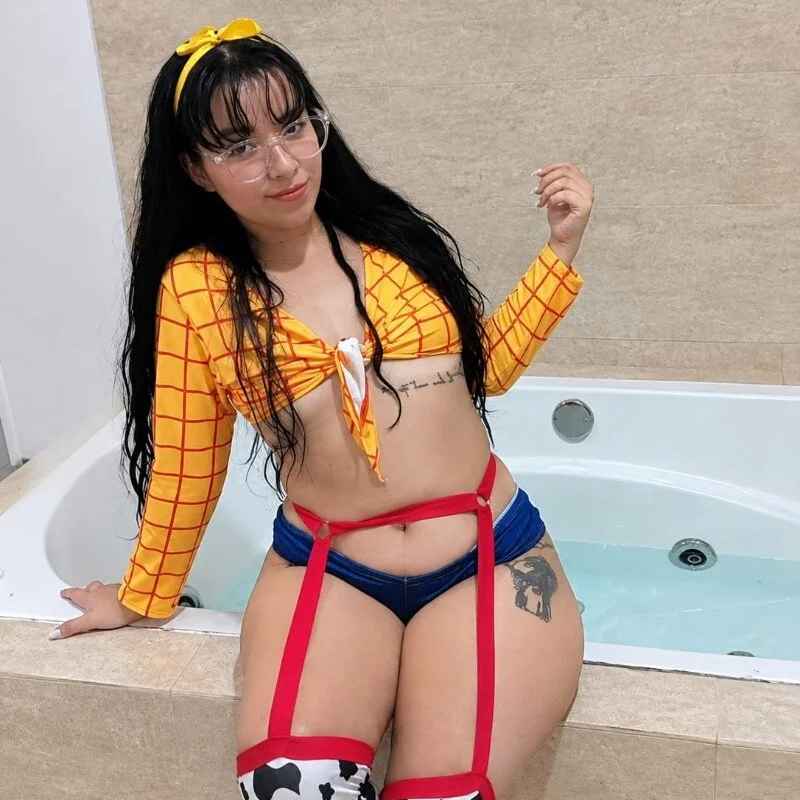 Dani-cardona18