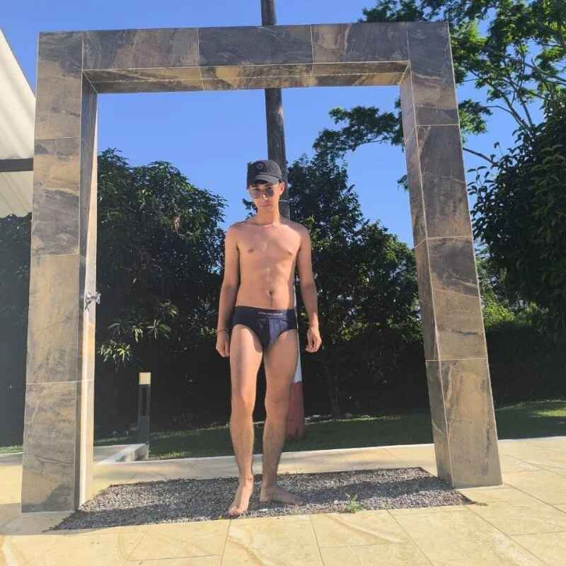 cameron_cum