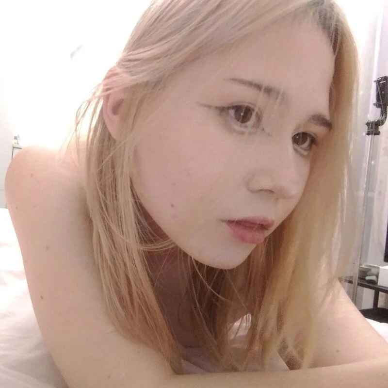 Annie_Leonhart69