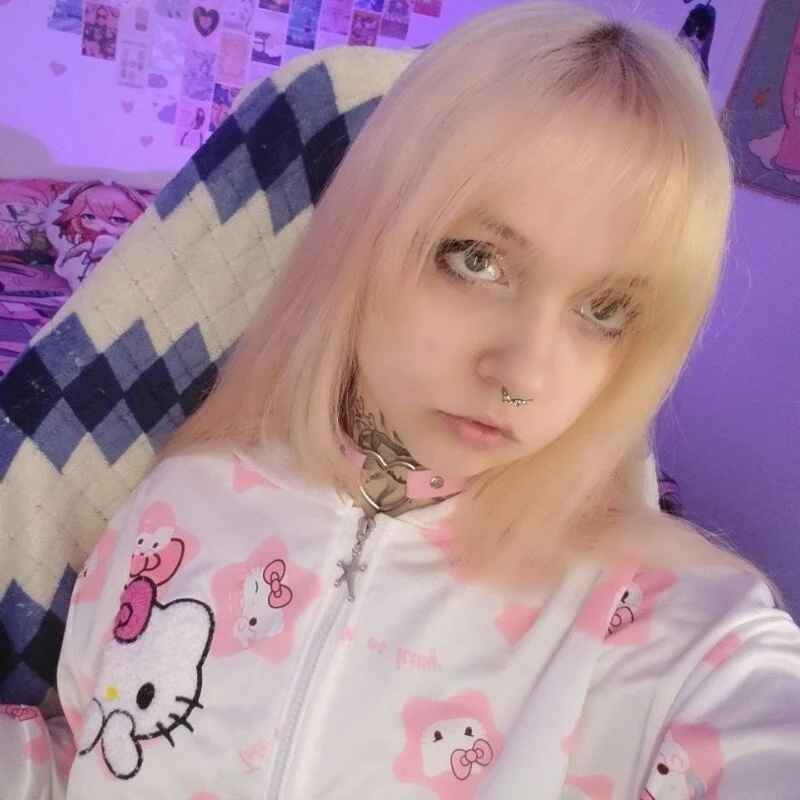 Eva_Kittyyy