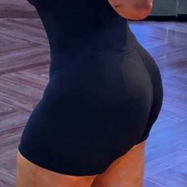 ellaquem