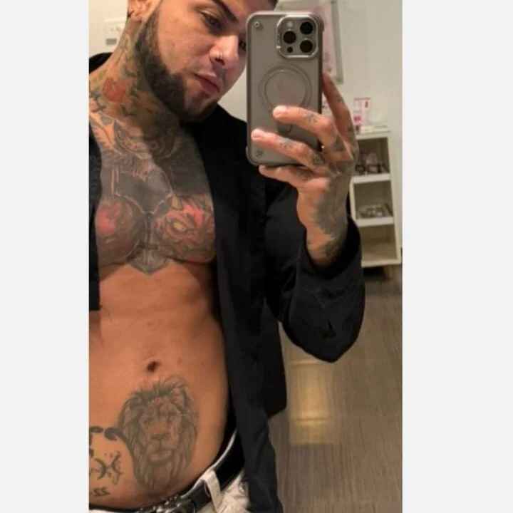 Canelo_hot