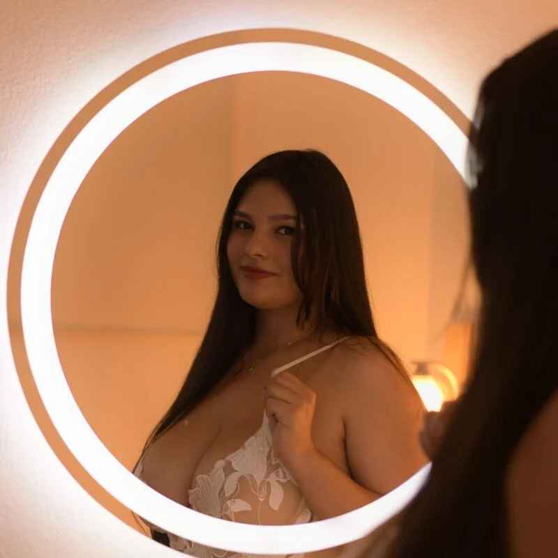 lissa_martinez_