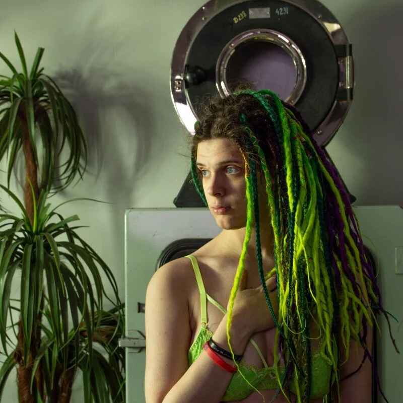 KIKI_Krash