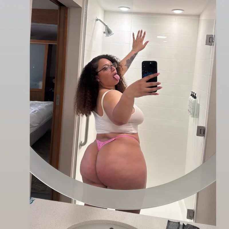 2tonedbaddie0
