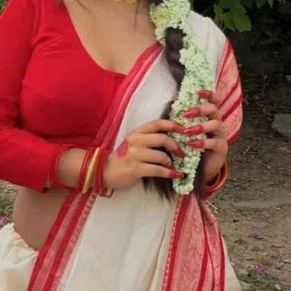 Hot-Sathi-