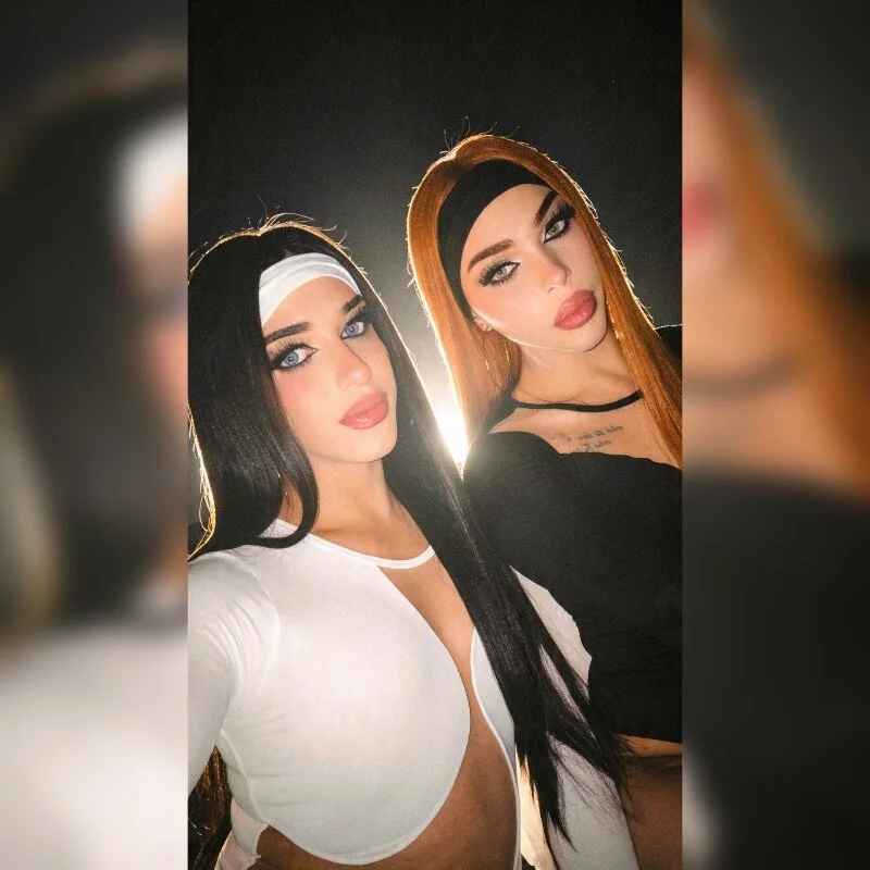 Camila_and_jazmin